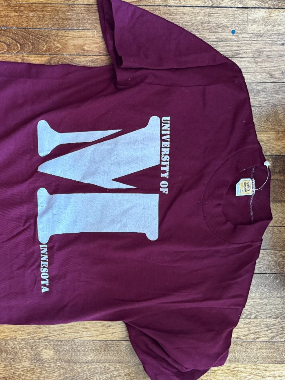 Vintage University of MInnesota UMN shirt, Size M